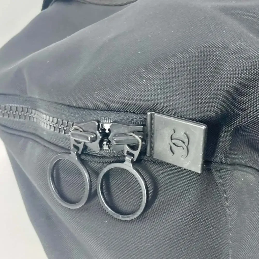 CHANEL Black Logo Shoulder Bag
